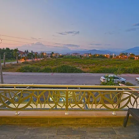 Villa Sierra-kapali Havuzlu Saunali Ve Jakuzili *